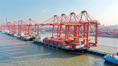 Ningbo-Zhoushan Port raising US$1.6 billion for expansion - Container News