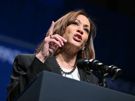 VP Harris calls Florida officials 'extremists' during Jacksonville ...