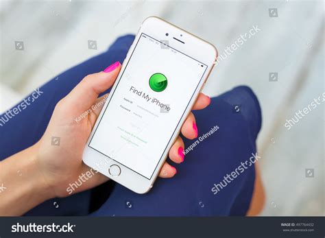 7 Iphone Erase Data Images, Stock Photos & Vectors | Shutterstock