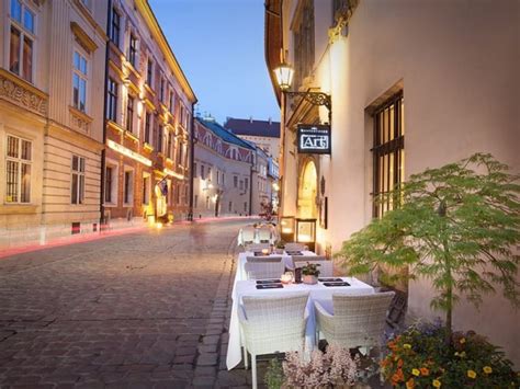 12 Best Restaurants in Krakow - Hellotickets