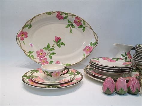 Lot - FRANCISCAN "DESERT ROSE" DINNERWARE SET, thirty-tw