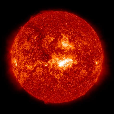 Sun Emits Mid-Level Solar Flare | NASA