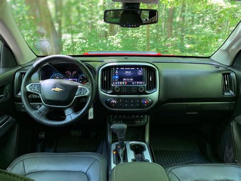 2022 Chevrolet Colorado: 141 Interior Photos | U.S. News