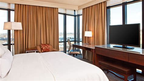 Westin Portland Harborview – Hotel Review | Condé Nast Traveler