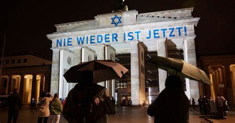 Germany Remembers Kristallnacht at a Fraught Moment - The New York Times