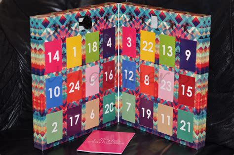 Diava's Lacquer Box: Ciate Nail Polish Advent Calendar