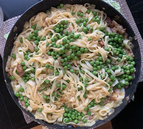 Pasta Carbonara with Peas - Happy Food - by Nancy