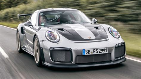 New Porsche 911 GT2 RS 2017 review - pictures | Auto Express