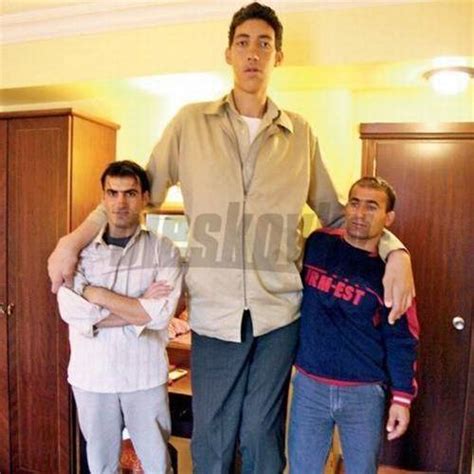 Sultan Kosen - Tallest Man In The World | Amazing Facts | World Most ...