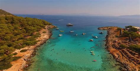 Two blue-green beaches on Angistri you just have to swim at