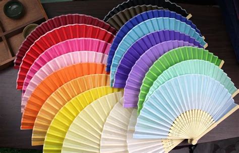 Light Weight Unique Design Plain Custom Wooden Folding Fabric Hand Fans ...