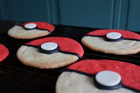 Poké Ball Cookies – Popcorner Reviews