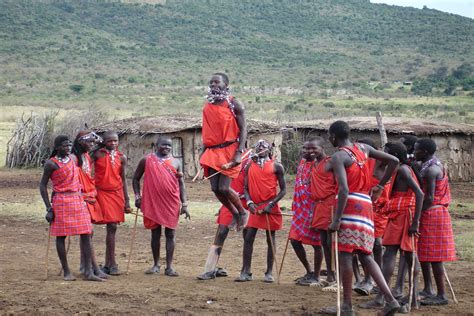 Experience the Masai people & culture in Masai Mara — Highlight of Kenya