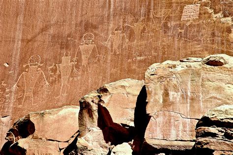 Fremont Indian Petroglyphs along Highway 24 in Grand Wash in Capitol Reef National Park, Utah ...