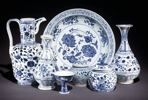 Ming Dynasty Blue-and-White Porcelain (Illustration) - World History Encyclopedia