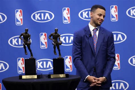 PHOTOS: Golden State Warriors star Stephen Curry accepts NBA MVP award ...