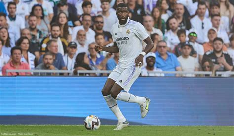 Mercato - Real Madrid : Rüdiger balance sur le Barça