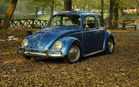 Vintage beetle volkswagen blue car - Online Jigsaw Puzzles