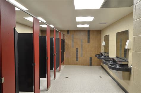 Peoria High School Selects Scranton Products Restroom Partitions As Part of $19 Million Renovation