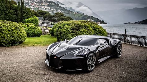 Bugatti's $18.7M La Voiture Noire makes US debut at Pebble Beach