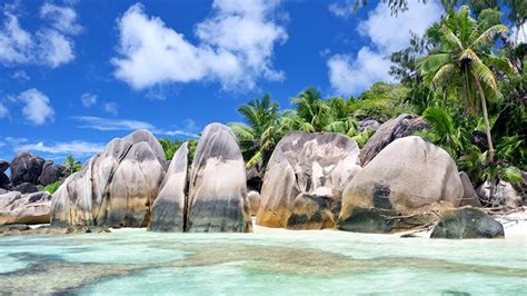 Seychelles, l’arcipelago delle meraviglie - La Stampa Beautiful Islands ...