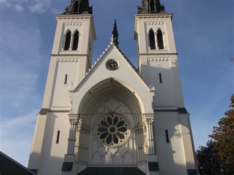 Ostrava, náměstí Svatopluka Čecha, kostel Neposkvrněného Početí Panny Marie / Church of the ...