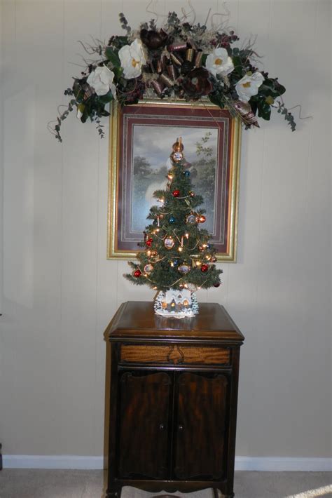 Fabulously Creative: MY THOMAS KINKADE CHRISTMAS TREE