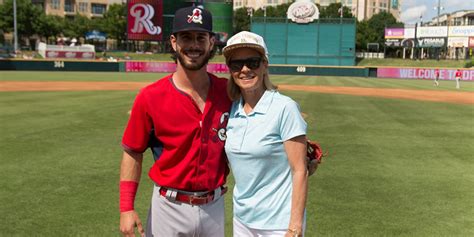 Cardinals' Kramer Robertson son of Baylor coach Kim Mulkey | MiLB.com