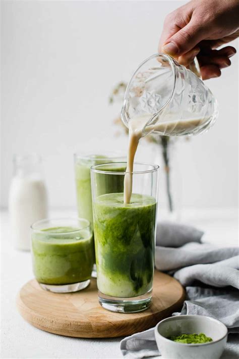 5-Minute Iced Green Tea Matcha Latte - Jar Of Lemons