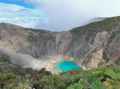 Irazú Volcano: Costa Rica's Colossal Guardian | LAC Geo