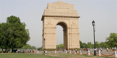 India Gate Delhi Timings, Boating, Height, Entry Fee, History, Visit Time - Delhi Tourism 2018