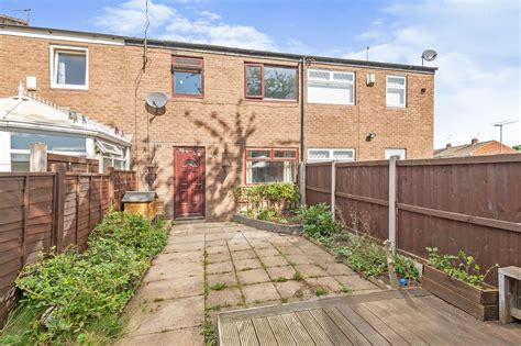 3 bed terraced house for sale in Bell Road, Bramley, Leeds LS13 - Zoopla