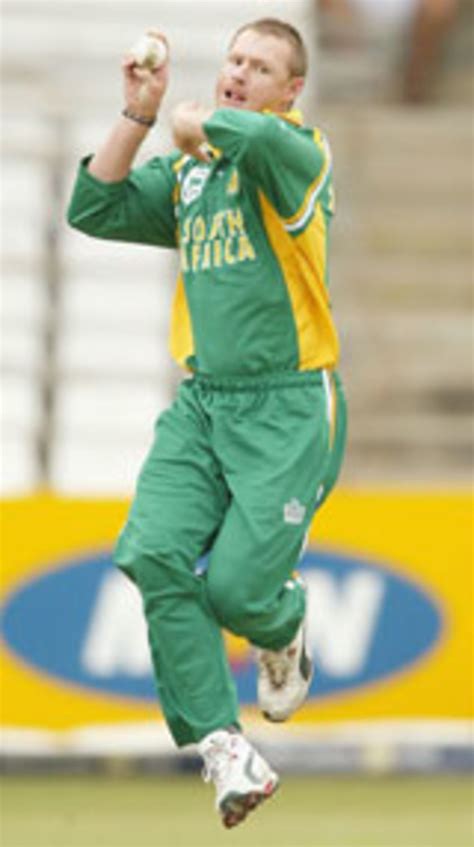 Lance Klusener bowling | ESPNcricinfo.com