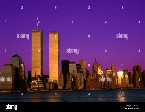 New York City skyline at sunset with World Trade Centers Stock Photo - Alamy