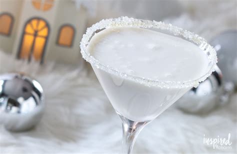 White Christmas Martini - Holiday Cocktail Martini Recipe