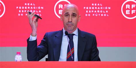 Rubiales hauria pagat orgies amb diners de la RFEF