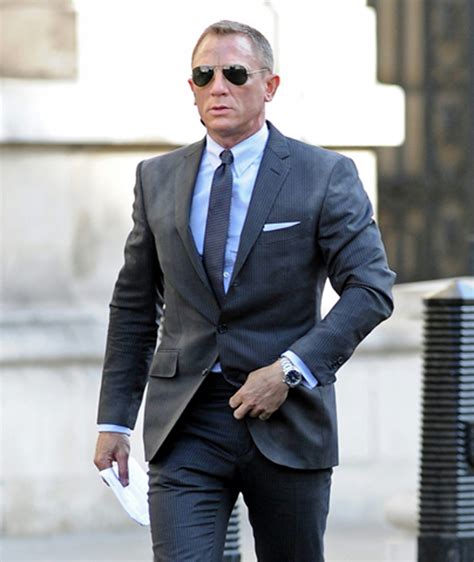 Daniel Craig as James Bond Skyfall Movie Photos : skyfall - photo 3 ...