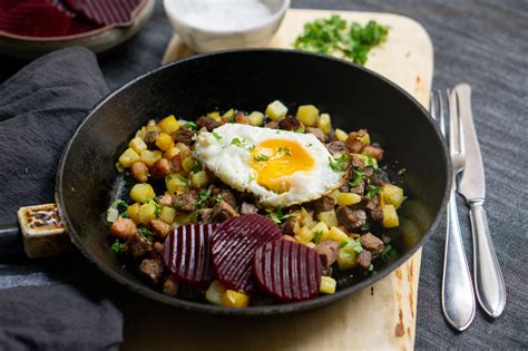 Pyttipanna - Swedish fry-up (sausage, or no sausage?) – Swedish Spoon