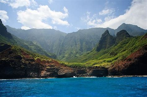 Snorkel Cruise of the Na Pali Coast | Dream vacations, Places to travel, Places to go