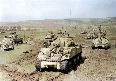 M4A3(75) Sherman tanks of the 9th US Armored Division in Westhausen ...