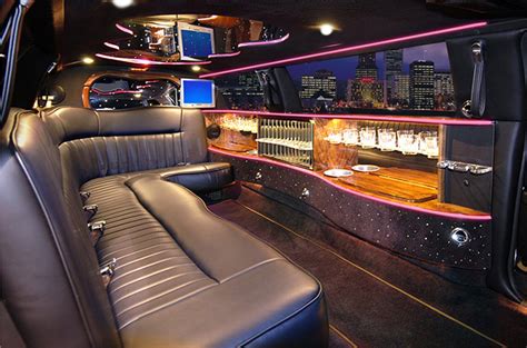 Cheap Party Bus Rentals Near Me - Affordable Party Buses For Rent