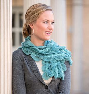 Ravelry: Mia Brioche-Stitch Scarf pattern by Kristin Omdahl