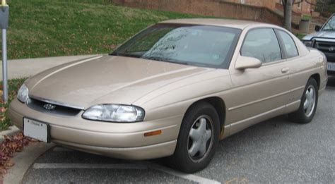 File:1995-1999 Chevrolet Monte Carlo.jpg - Wikimedia Commons