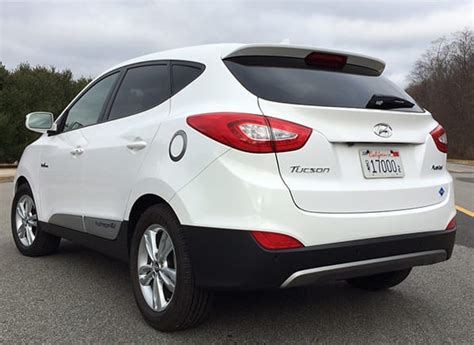 First Drive: Hyundai Tucson Fuel-Cell Vehicle – Consumer Reports