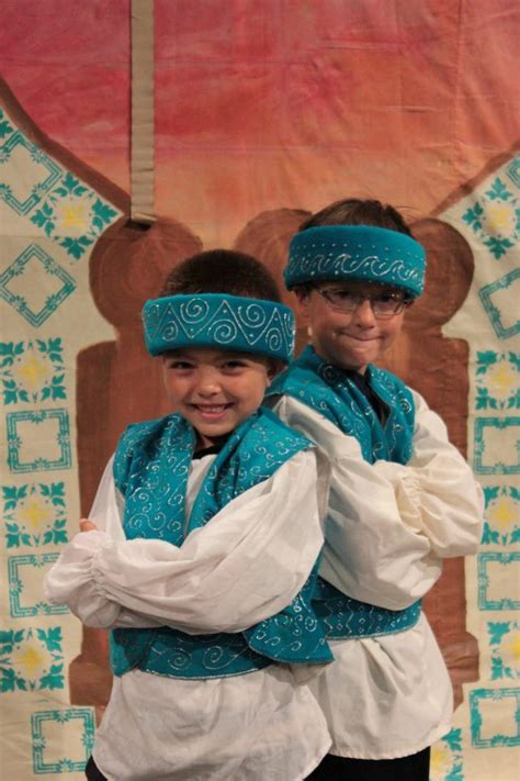 the Aladdin palace guards - beyond adorable! | Kids theater, Aladdin ...