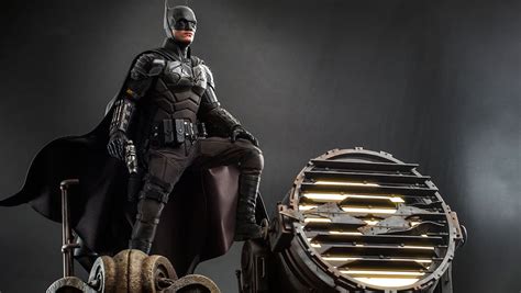 Robert Pattinson's THE BATMAN Comes to Life with New Figure - Nerdist