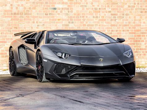 Lamborghini Aventador Roadster Grey