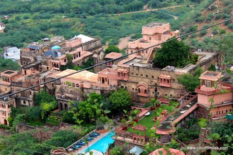 Neemrana Fort Palace – A tryst with history and luxury - Tripoto