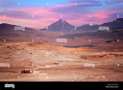 volcano licancabur near San Pedro de Atacama Stock Photo - Alamy