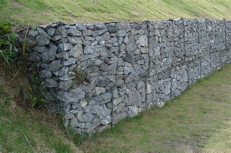 gabion - Sök på Google | Stone walls garden, Gabion retaining wall ...